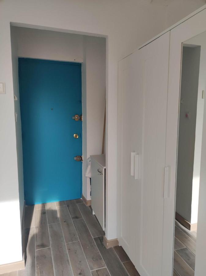 Studio Bleu En Face De La Gare 10Mn Au Vieux Port Apartment Марсилия Екстериор снимка